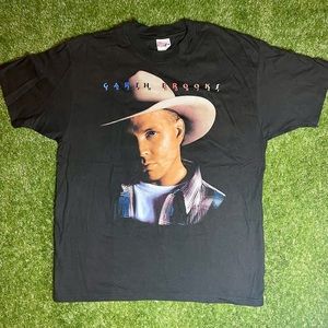Vintage Garth Brooks Shirt